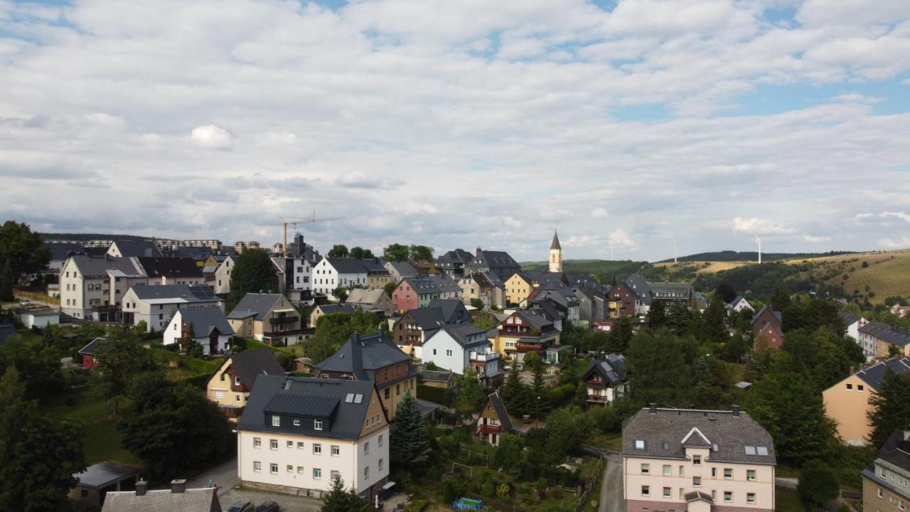 Ferienwohnungen Zauberberg, Schneehase & Glitzerhirsch クロルト・オーバーヴィーゼンタール エクステリア 写真