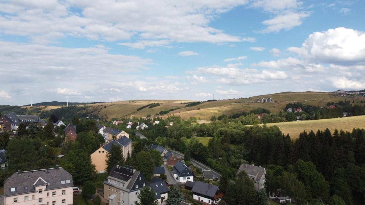 Ferienwohnungen Zauberberg, Schneehase & Glitzerhirsch クロルト・オーバーヴィーゼンタール エクステリア 写真